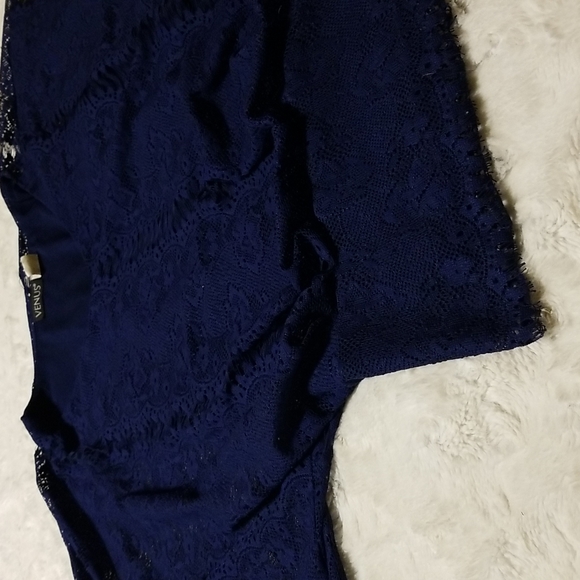 Venus Top Womens Size Small Blue Lace Butterfly Sleeve - Picture 6 of 10